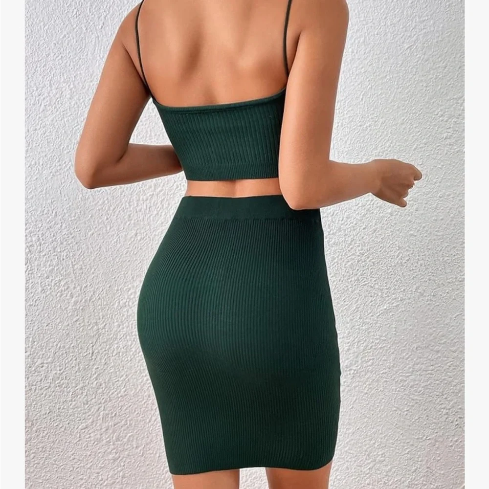 Dark Green 2 Piece Set - Picture 3 of 5